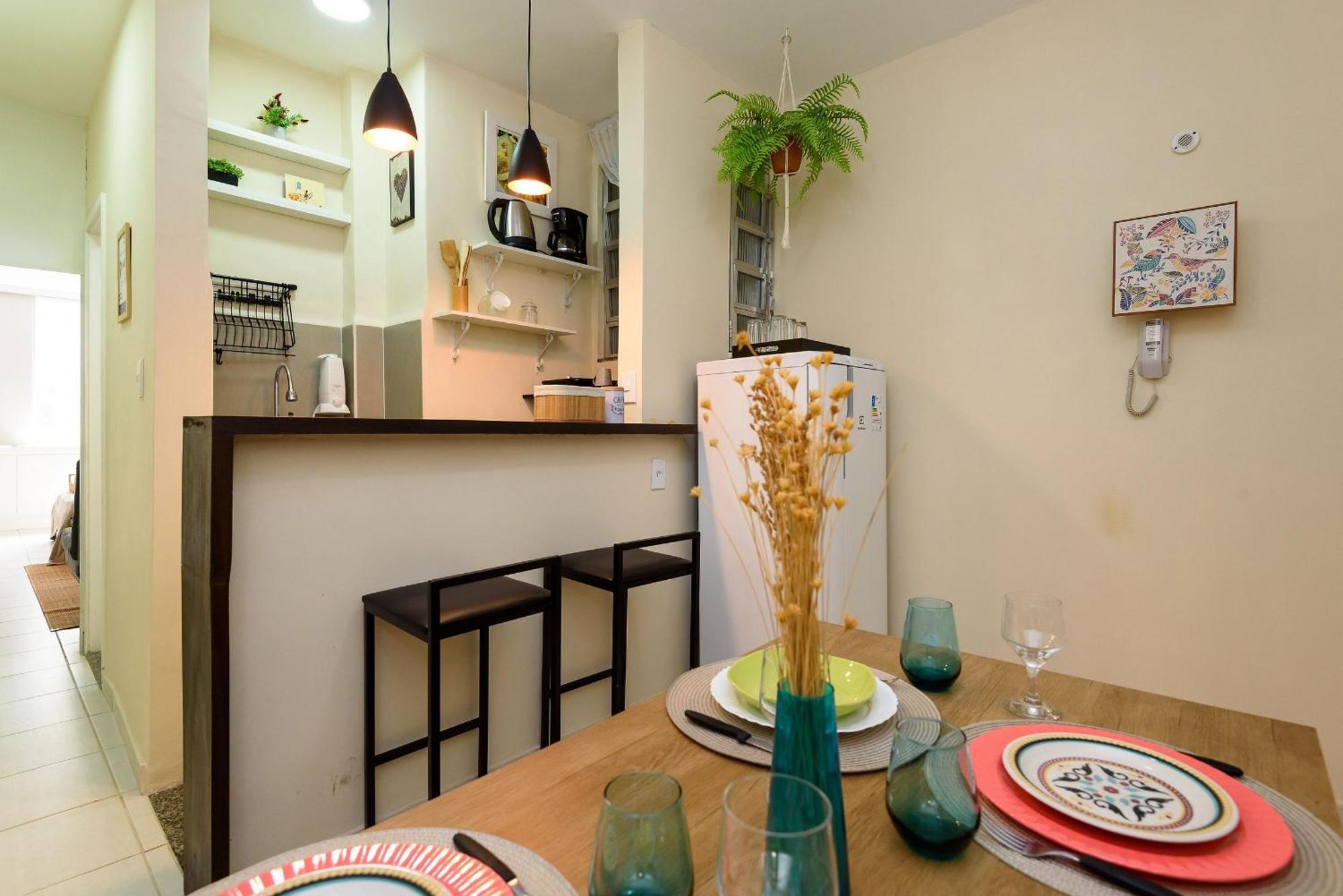 A 100m Da De Copacabana| Nsc 1137/303 Apartamento *